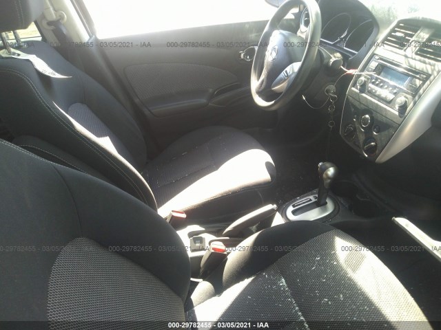 Photo 4 VIN: 3N1CN7APXFL832284 - NISSAN VERSA 