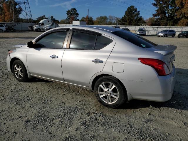 Photo 1 VIN: 3N1CN7APXFL850302 - NISSAN VERSA 