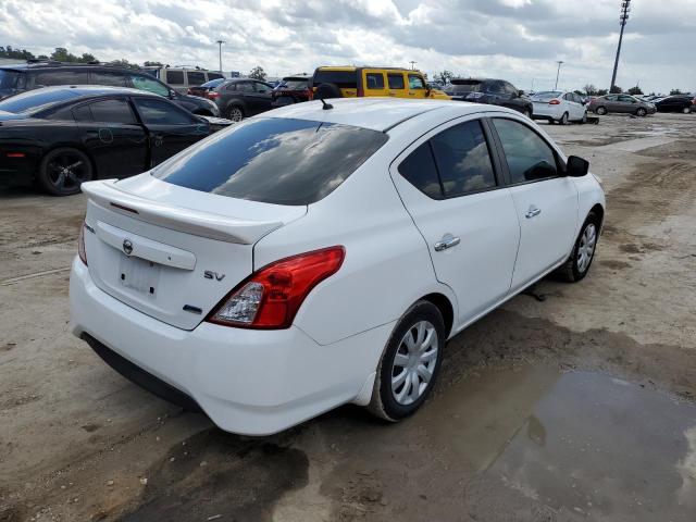 Photo 2 VIN: 3N1CN7APXFL881632 - NISSAN VERSA S 