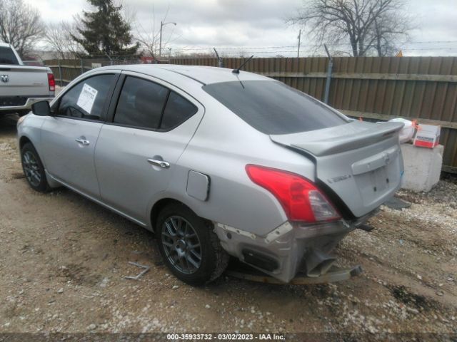 Photo 2 VIN: 3N1CN7APXFL900647 - NISSAN VERSA 