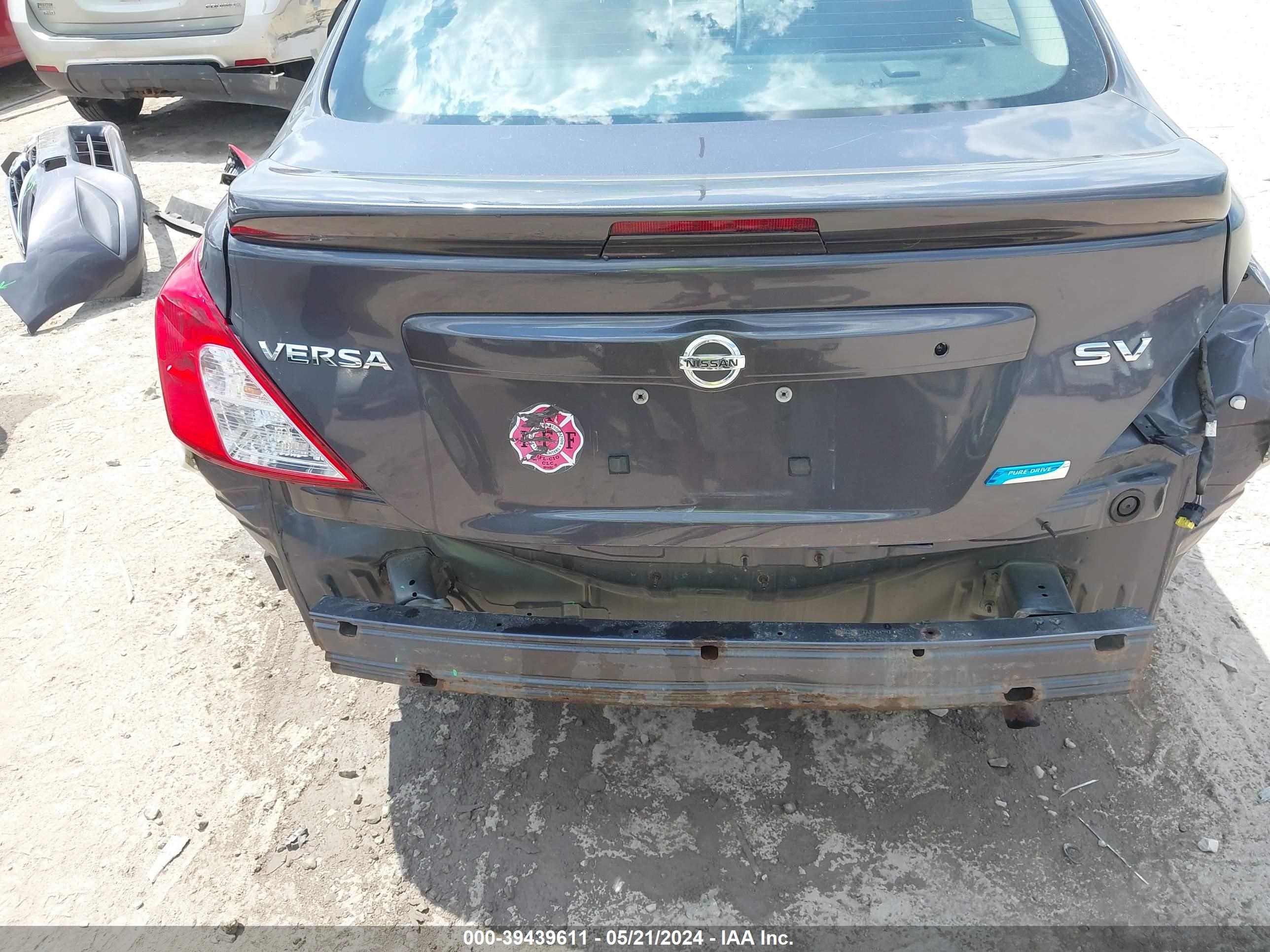 Photo 17 VIN: 3N1CN7APXFL906612 - NISSAN VERSA 