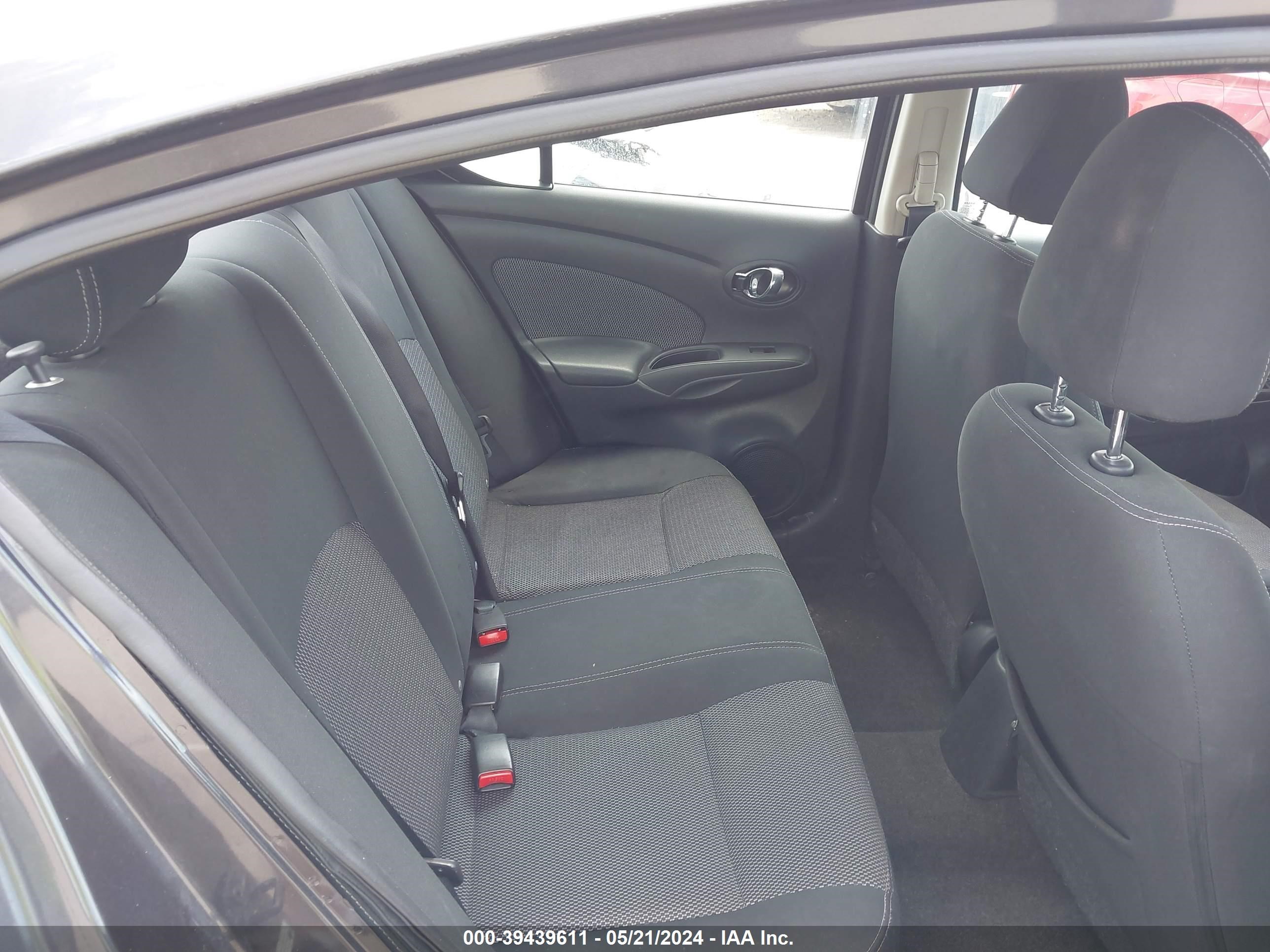 Photo 7 VIN: 3N1CN7APXFL906612 - NISSAN VERSA 