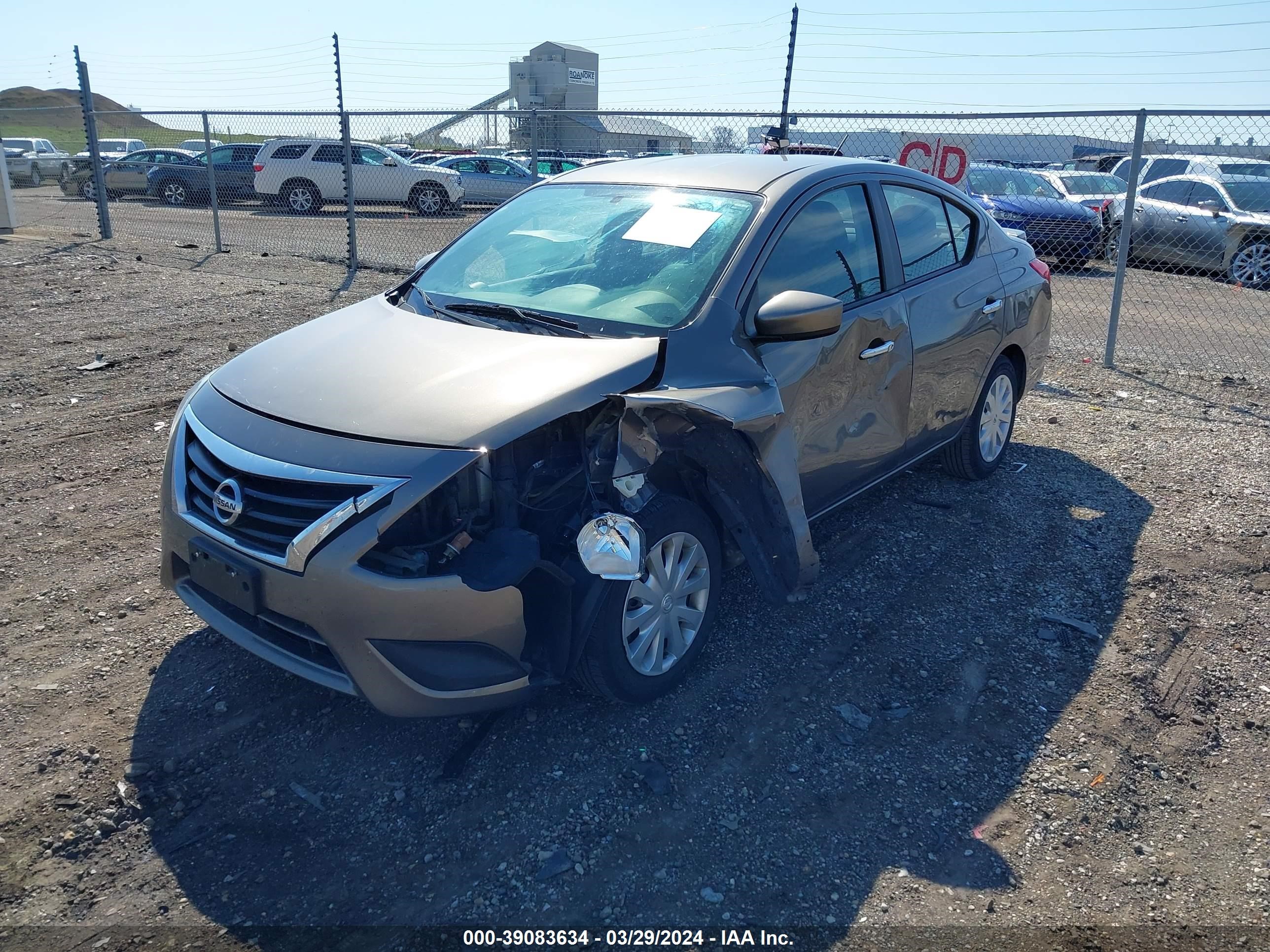 Photo 1 VIN: 3N1CN7APXGL819522 - NISSAN VERSA 