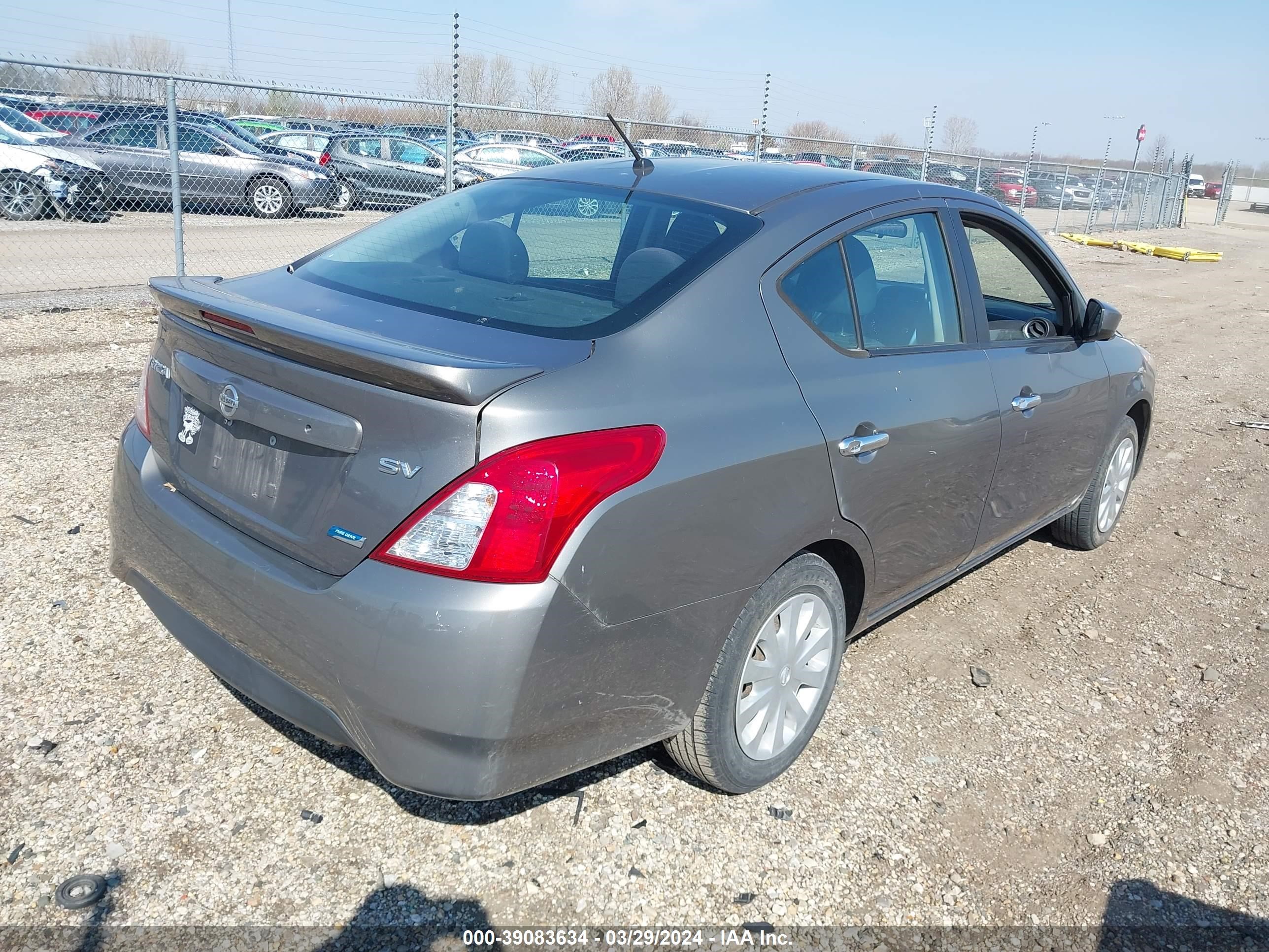 Photo 3 VIN: 3N1CN7APXGL819522 - NISSAN VERSA 