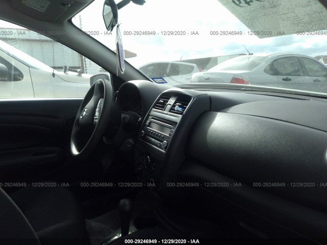 Photo 4 VIN: 3N1CN7APXGL861169 - NISSAN VERSA 