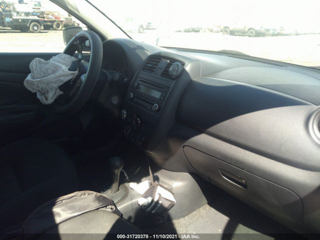 Photo 4 VIN: 3N1CN7APXGL874889 - NISSAN VERSA 