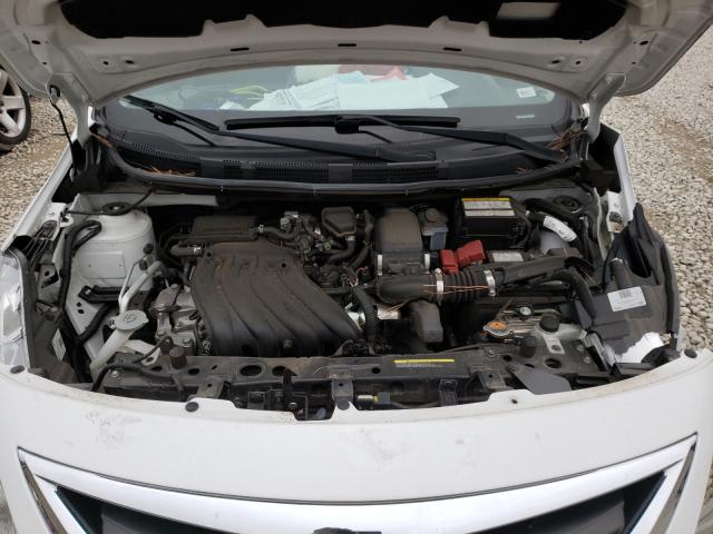 Photo 6 VIN: 3N1CN7APXGL908619 - NISSAN VERSA S 