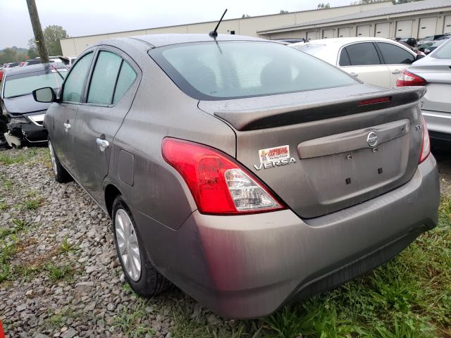 Photo 2 VIN: 3N1CN7APXHK445761 - NISSAN VERSA S 