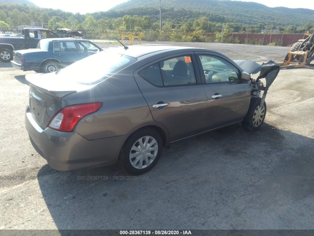 Photo 3 VIN: 3N1CN7APXHK450572 - NISSAN VERSA SEDAN 