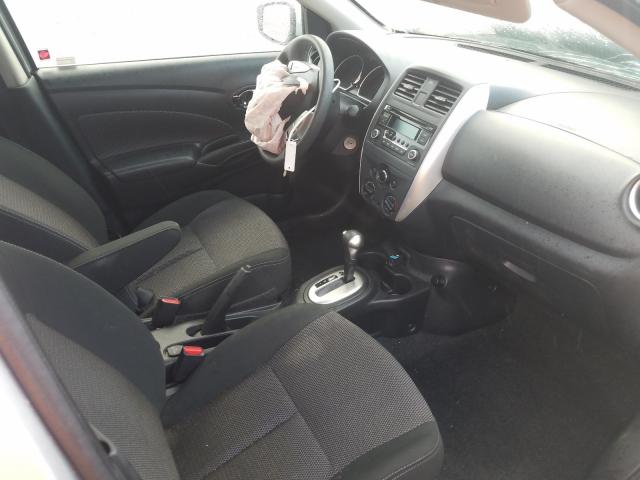 Photo 4 VIN: 3N1CN7APXHK450782 - NISSAN VERSA S 