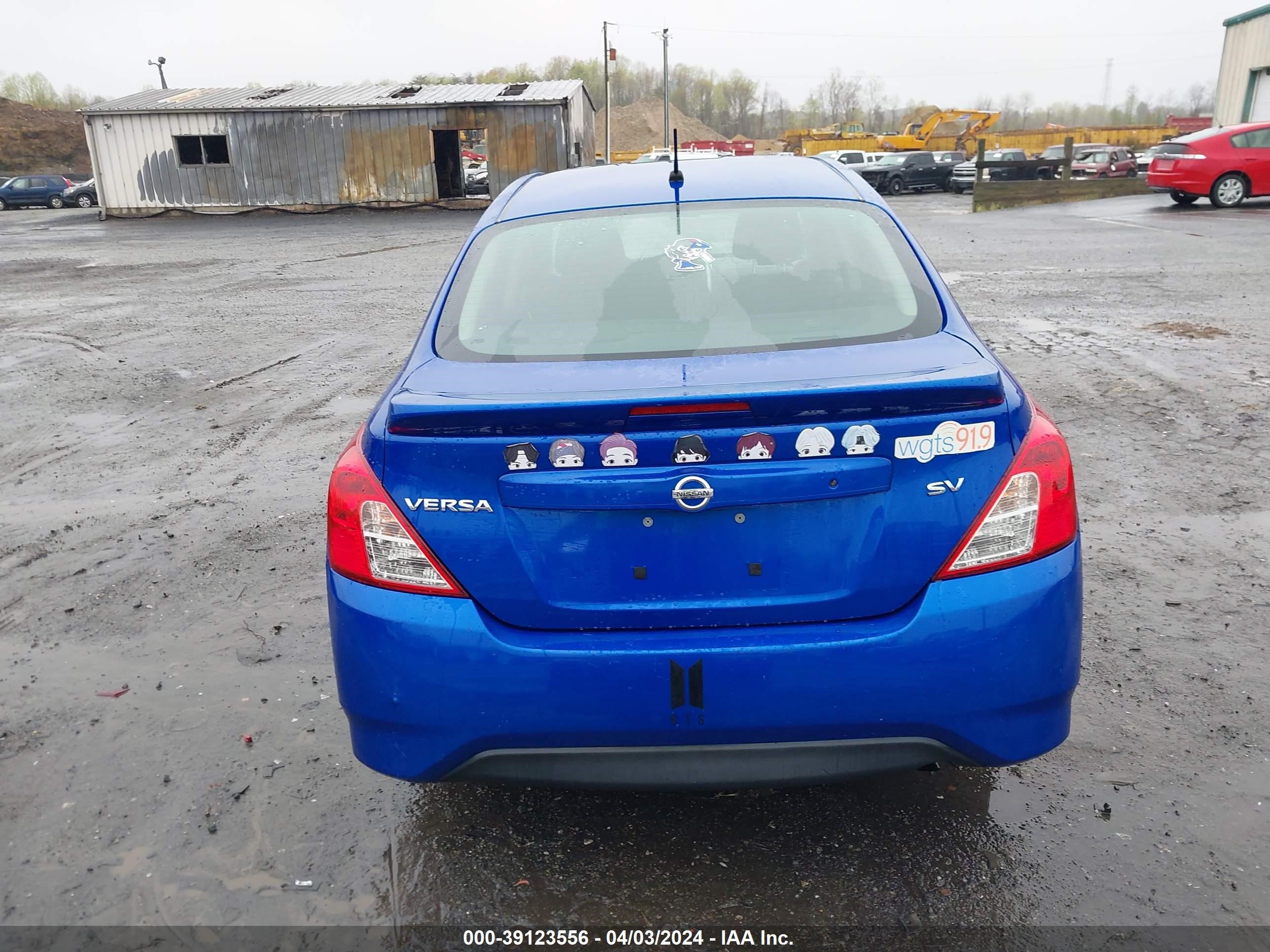 Photo 16 VIN: 3N1CN7APXHL831428 - NISSAN VERSA 