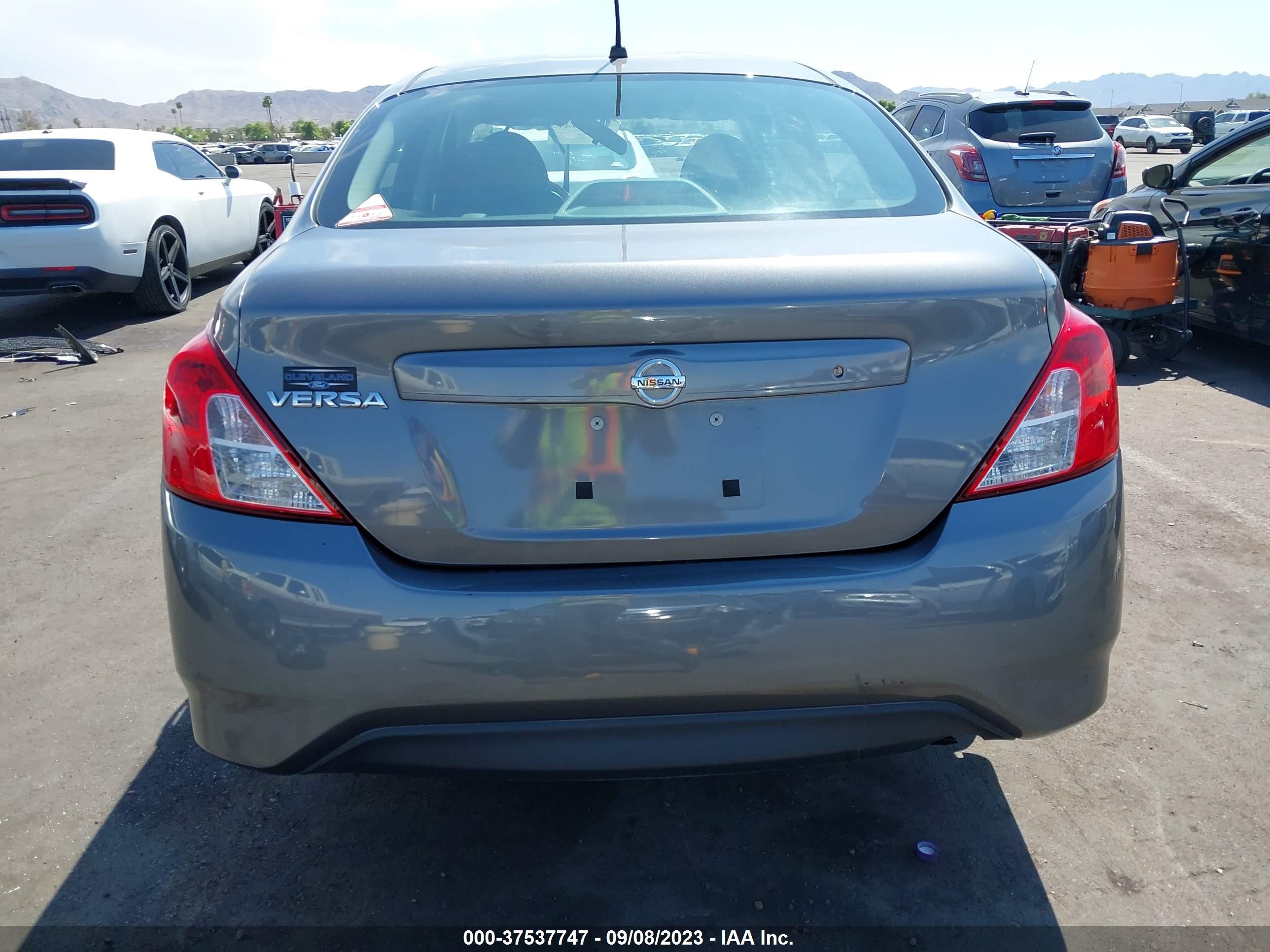 Photo 15 VIN: 3N1CN7APXHL865210 - NISSAN VERSA 