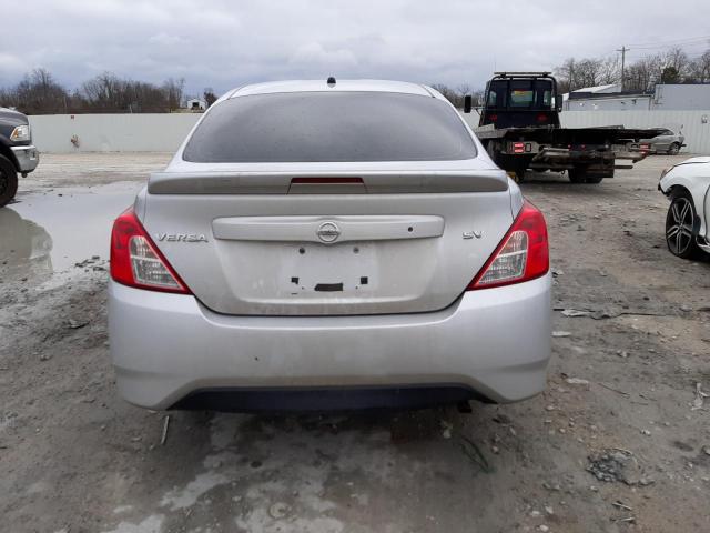 Photo 5 VIN: 3N1CN7APXJL800542 - NISSAN VERSA S 