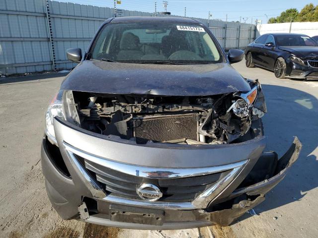 Photo 4 VIN: 3N1CN7APXJL800895 - NISSAN VERSA 