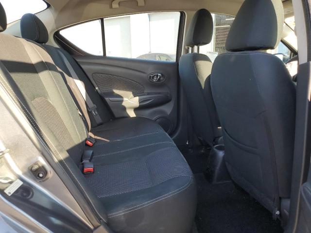 Photo 9 VIN: 3N1CN7APXJL800895 - NISSAN VERSA 