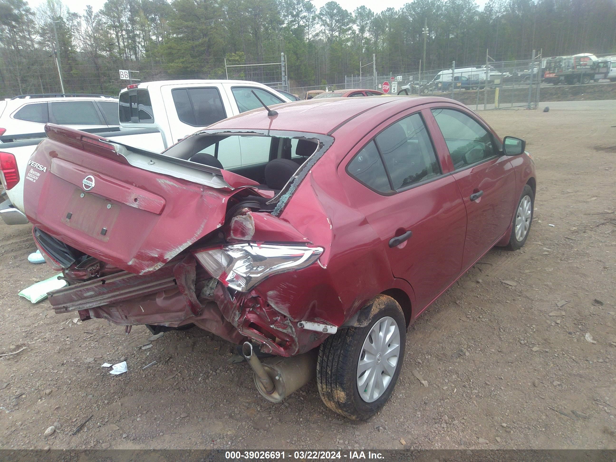 Photo 11 VIN: 3N1CN7APXJL806339 - NISSAN VERSA 