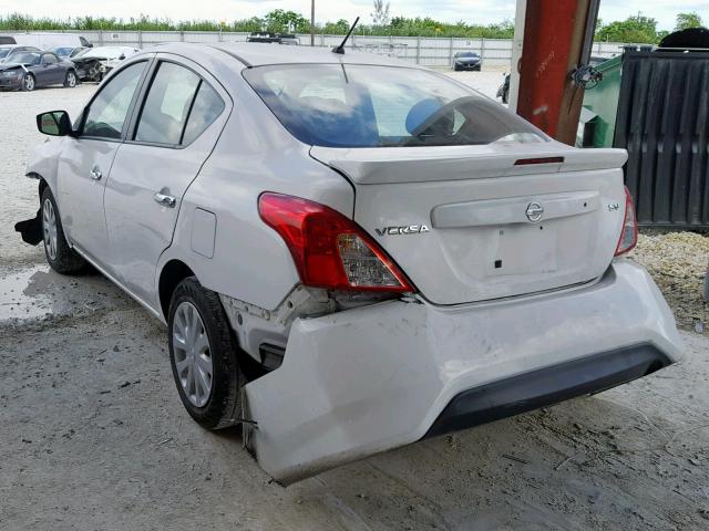 Photo 2 VIN: 3N1CN7APXJL812089 - NISSAN VERSA S 