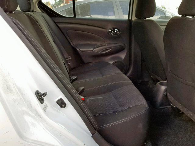 Photo 5 VIN: 3N1CN7APXJL812089 - NISSAN VERSA S 