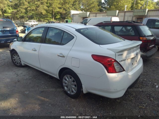 Photo 2 VIN: 3N1CN7APXJL823738 - NISSAN VERSA SEDAN 