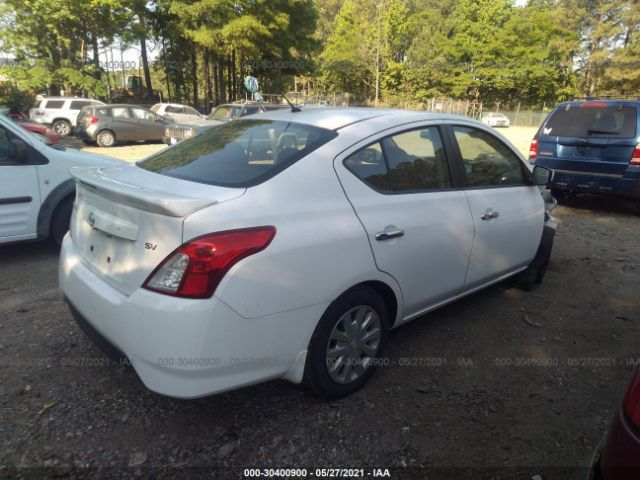 Photo 3 VIN: 3N1CN7APXJL823738 - NISSAN VERSA SEDAN 