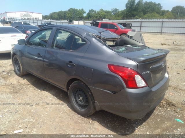 Photo 2 VIN: 3N1CN7APXJL825182 - NISSAN VERSA SEDAN 