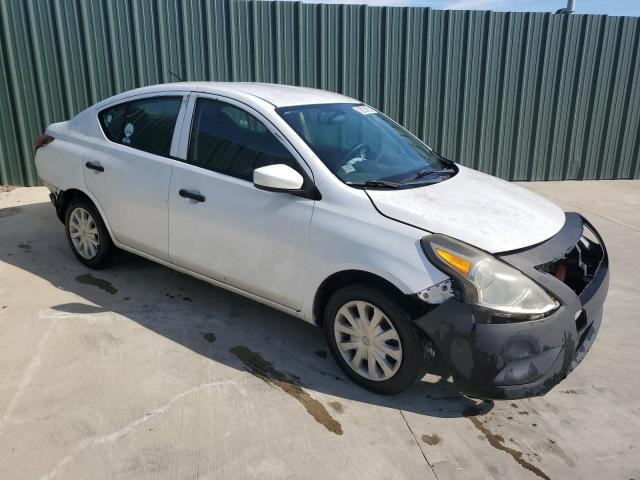 Photo 3 VIN: 3N1CN7APXJL830317 - NISSAN VERSA S 