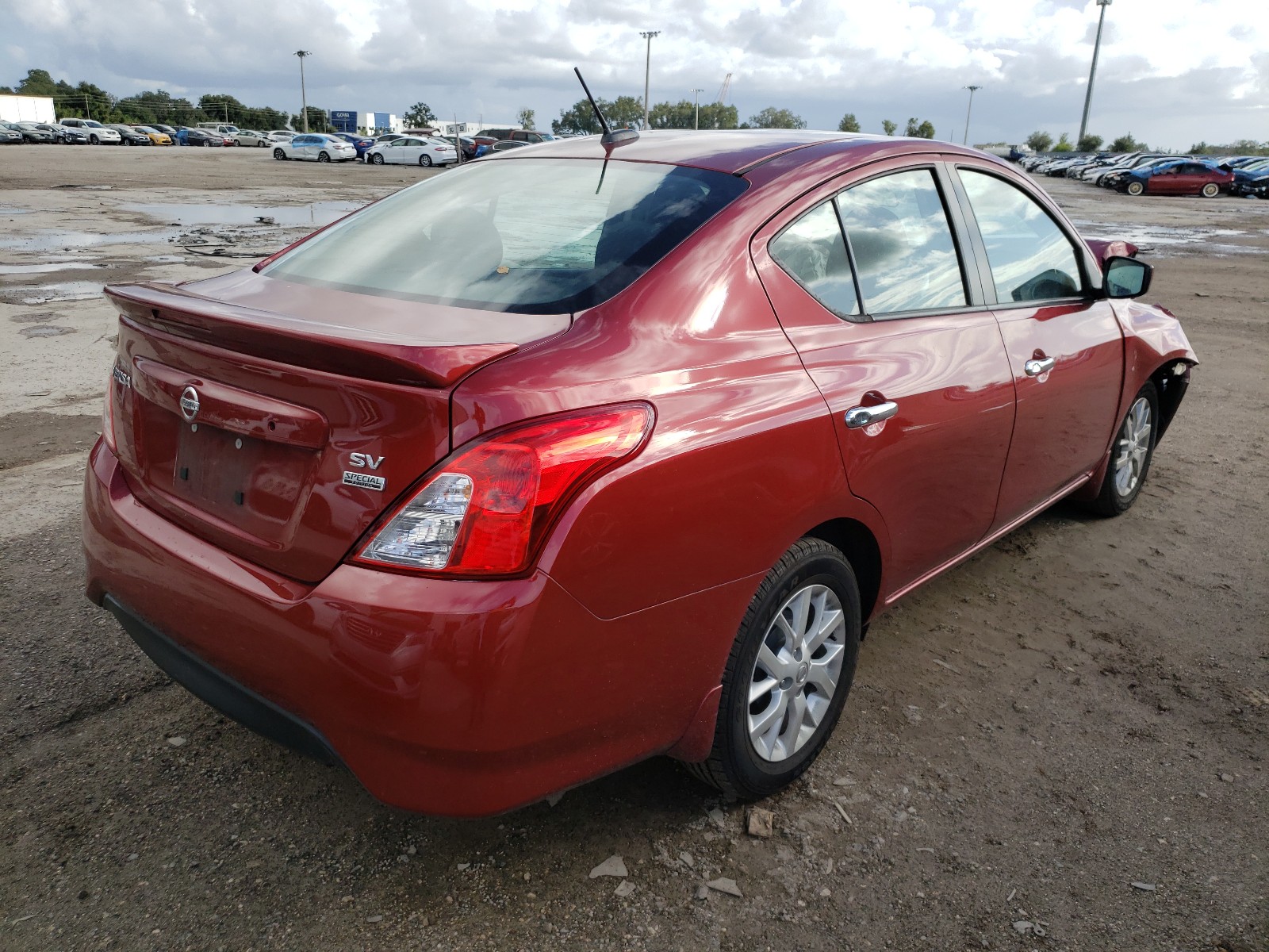 Photo 3 VIN: 3N1CN7APXJL831449 - NISSAN VERSA S 