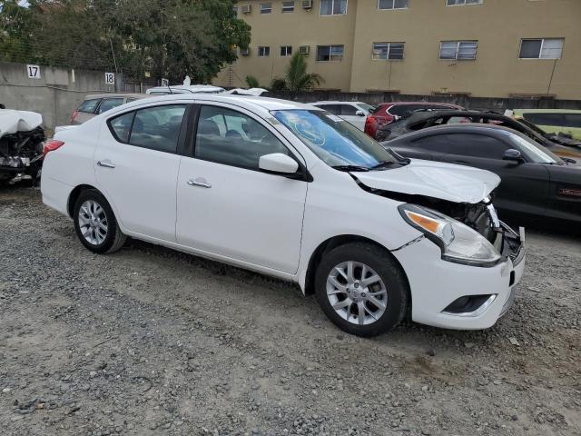 Photo 3 VIN: 3N1CN7APXJL833511 - NISSAN VERSA 