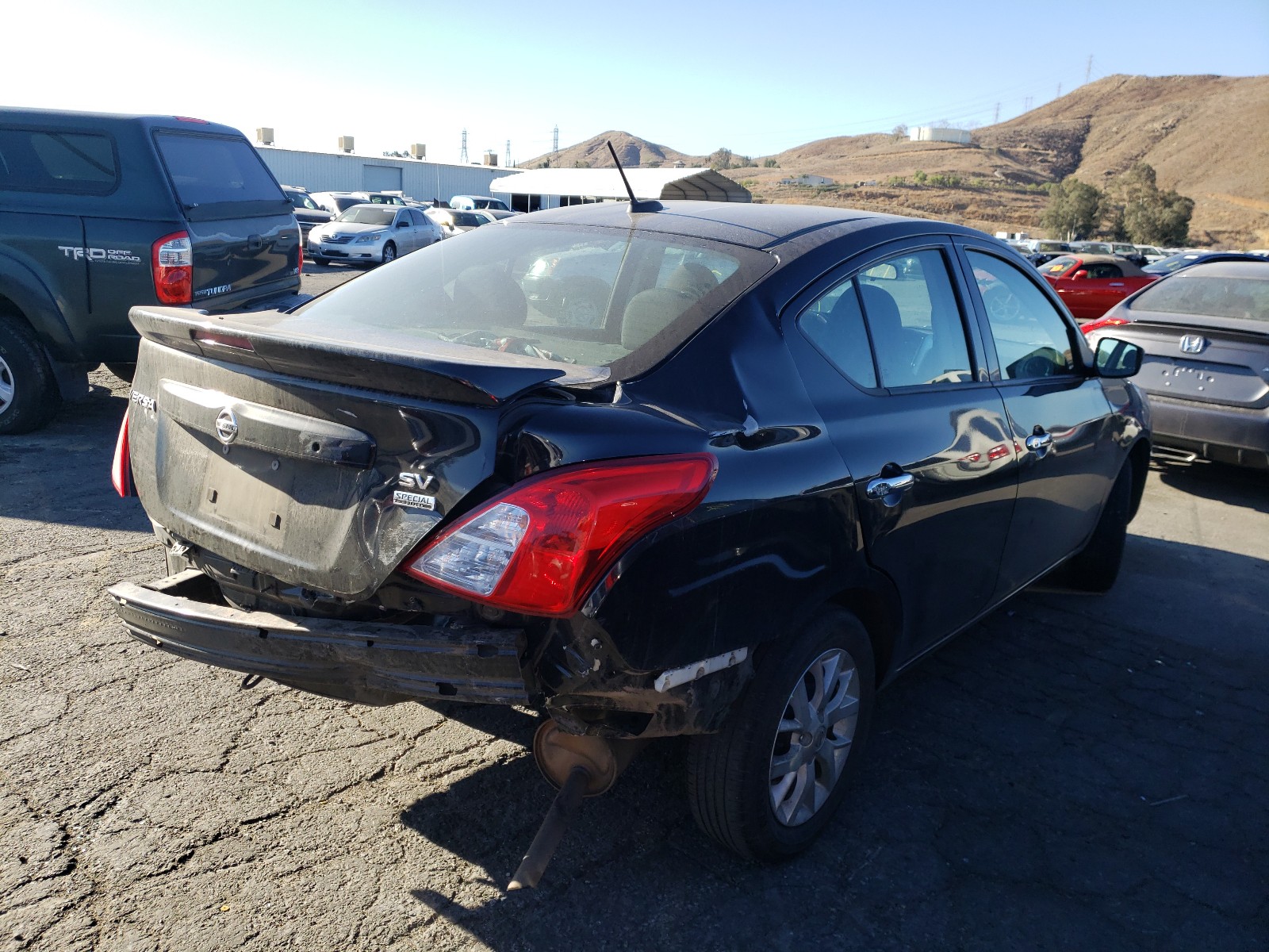 Photo 3 VIN: 3N1CN7APXJL833976 - NISSAN VERSA S 