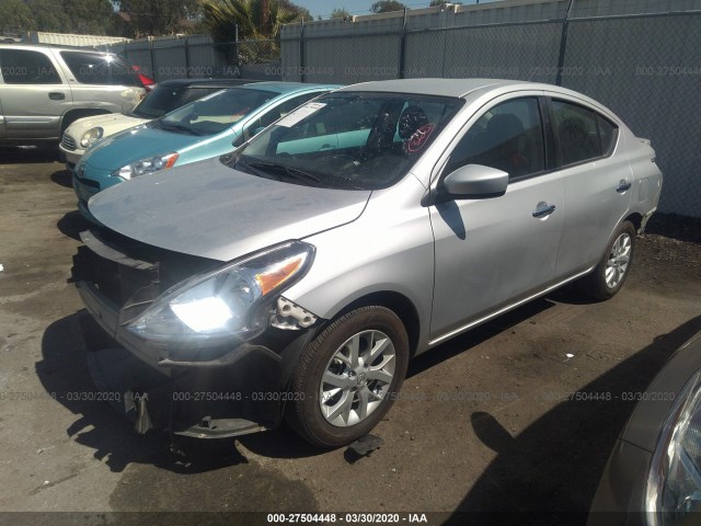 Photo 1 VIN: 3N1CN7APXJL834092 - NISSAN VERSA SEDAN 