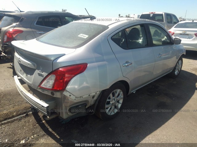 Photo 3 VIN: 3N1CN7APXJL834092 - NISSAN VERSA SEDAN 