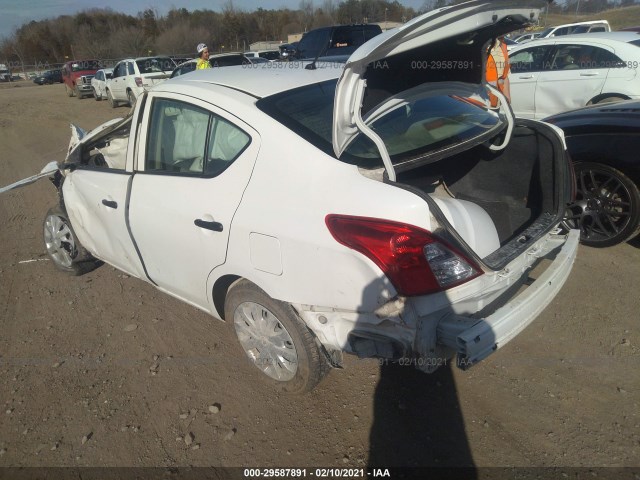 Photo 2 VIN: 3N1CN7APXJL851149 - NISSAN VERSA SEDAN 