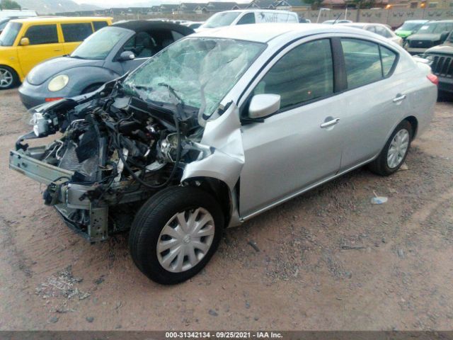 Photo 1 VIN: 3N1CN7APXJL852995 - NISSAN VERSA SEDAN 