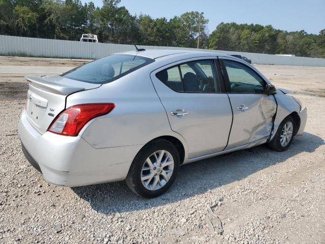 Photo 2 VIN: 3N1CN7APXJL854763 - NISSAN VERSA S 