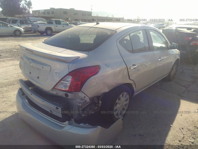 Photo 3 VIN: 3N1CN7APXJL857825 - NISSAN VERSA S 