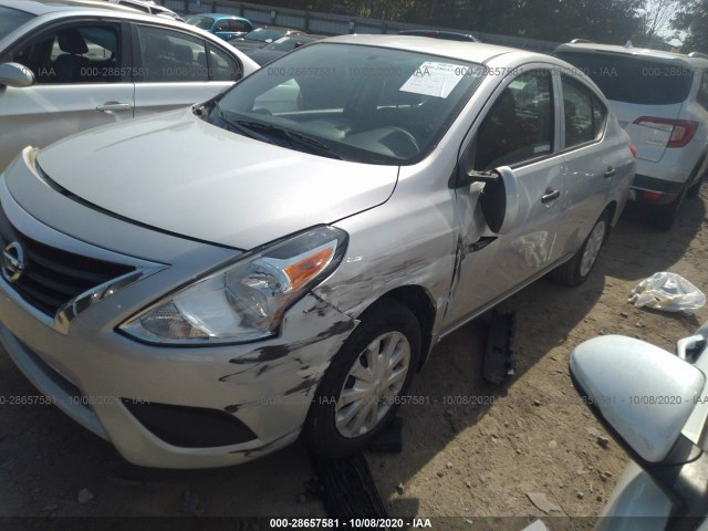 Photo 1 VIN: 3N1CN7APXJL858828 - NISSAN VERSA SEDAN 