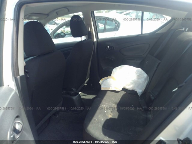 Photo 7 VIN: 3N1CN7APXJL858828 - NISSAN VERSA SEDAN 