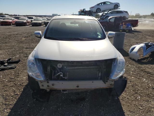 Photo 4 VIN: 3N1CN7APXJL860739 - NISSAN VERSA S 