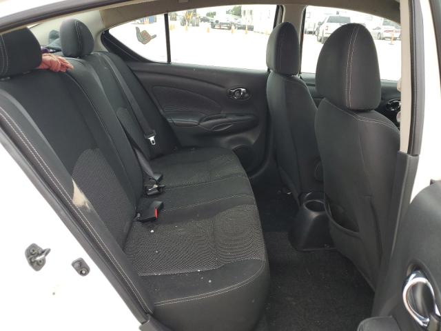 Photo 9 VIN: 3N1CN7APXJL863012 - NISSAN VERSA S 