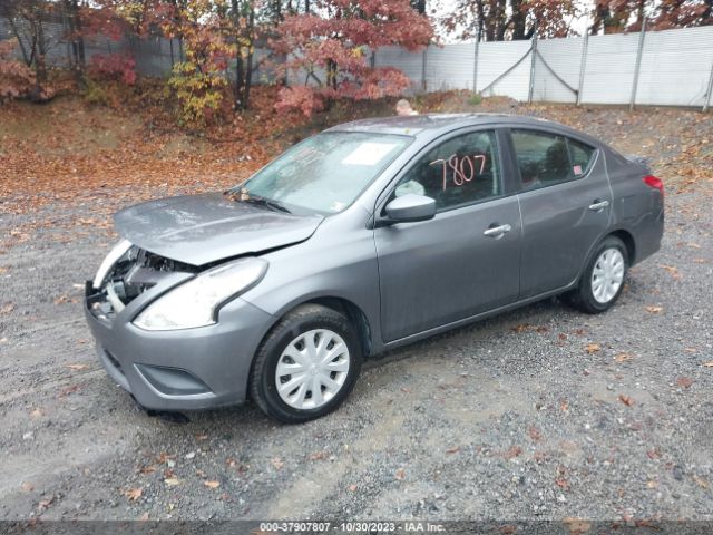 Photo 1 VIN: 3N1CN7APXJL864144 - NISSAN VERSA SEDAN 