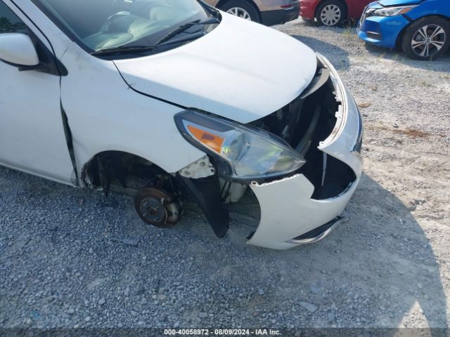 Photo 5 VIN: 3N1CN7APXJL864953 - NISSAN VERSA 