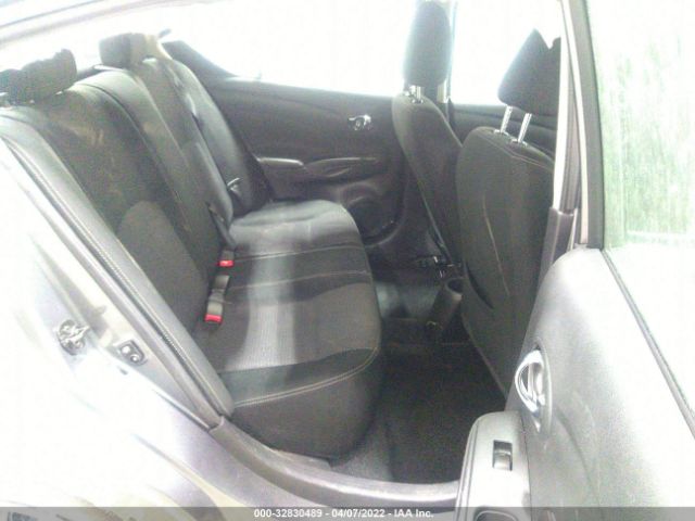 Photo 7 VIN: 3N1CN7APXJL865181 - NISSAN VERSA SEDAN 