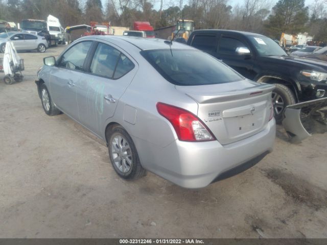 Photo 2 VIN: 3N1CN7APXJL870493 - NISSAN VERSA SEDAN 