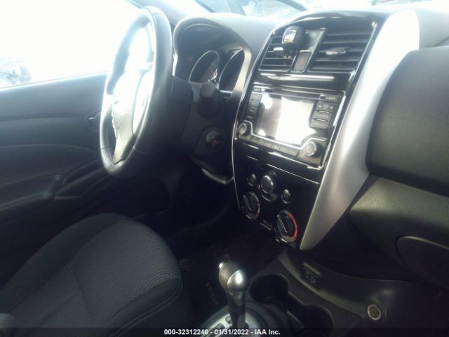 Photo 4 VIN: 3N1CN7APXJL870493 - NISSAN VERSA SEDAN 