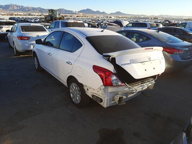 Photo 2 VIN: 3N1CN7APXJL870932 - NISSAN VERSA S 