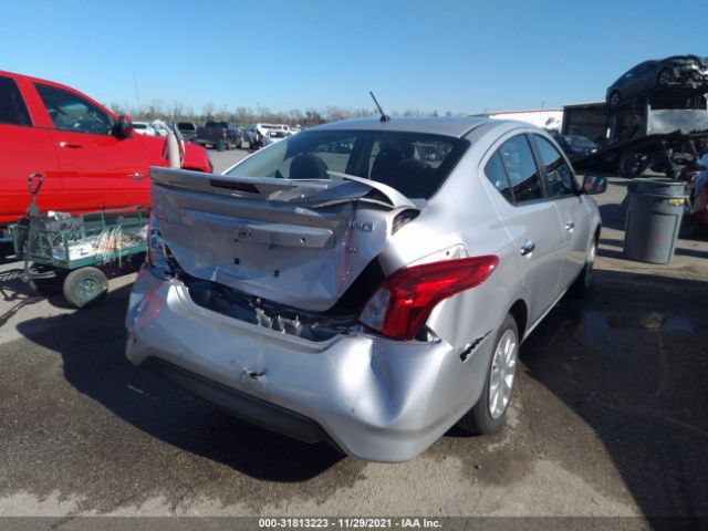 Photo 3 VIN: 3N1CN7APXJL877914 - NISSAN VERSA SEDAN 