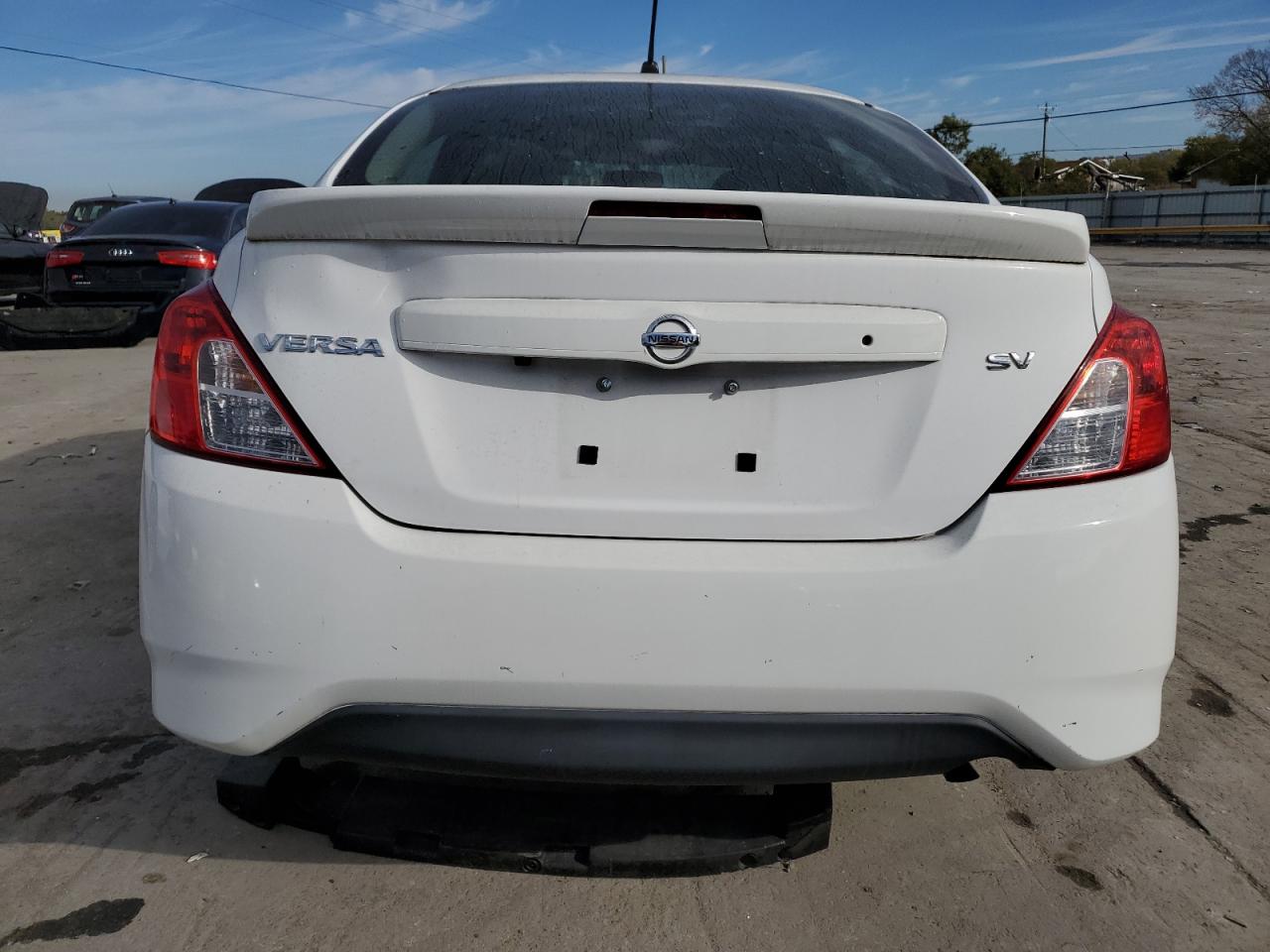 Photo 5 VIN: 3N1CN7APXJL878397 - NISSAN VERSA 