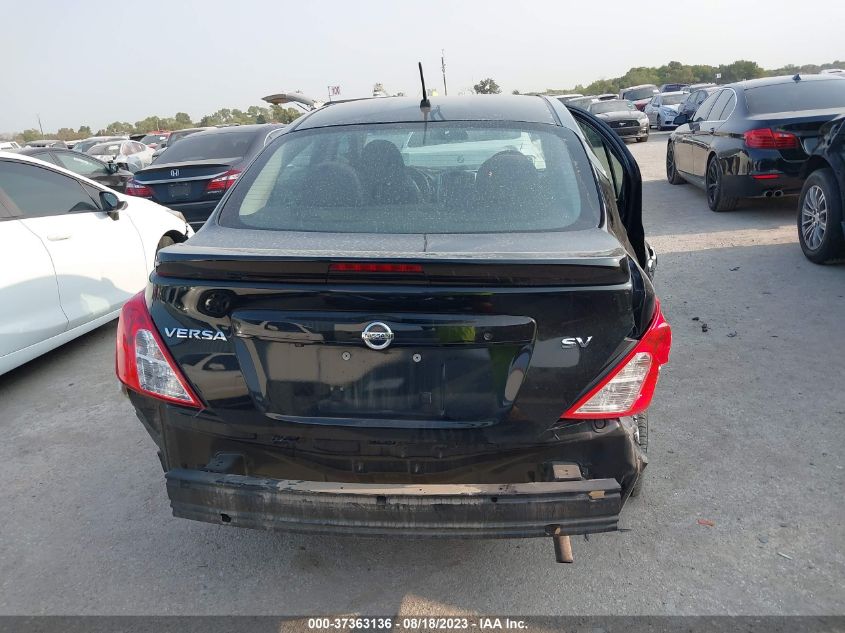 Photo 15 VIN: 3N1CN7APXJL878755 - NISSAN VERSA 