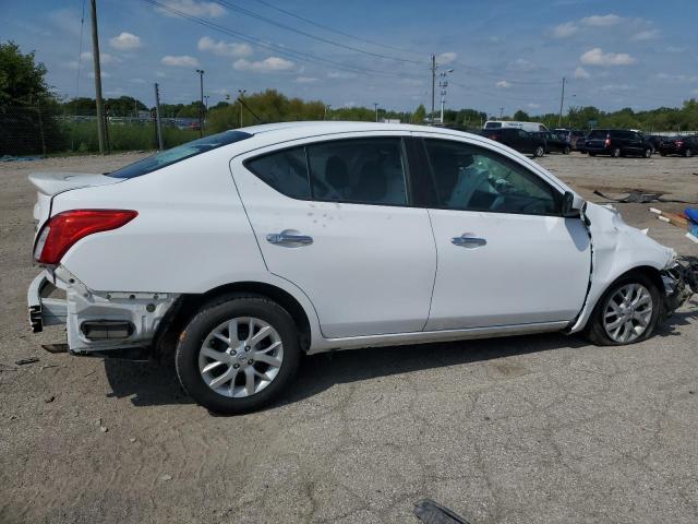 Photo 2 VIN: 3N1CN7APXJL879629 - NISSAN VERSA 