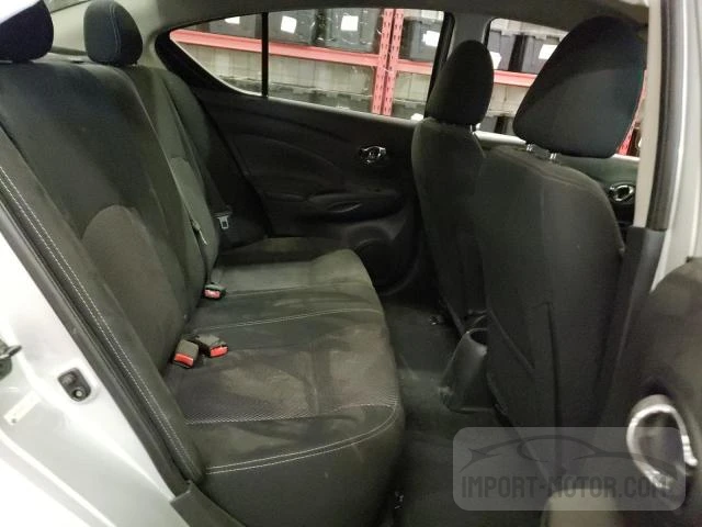 Photo 9 VIN: 3N1CN7APXJL881798 - NISSAN VERSA 